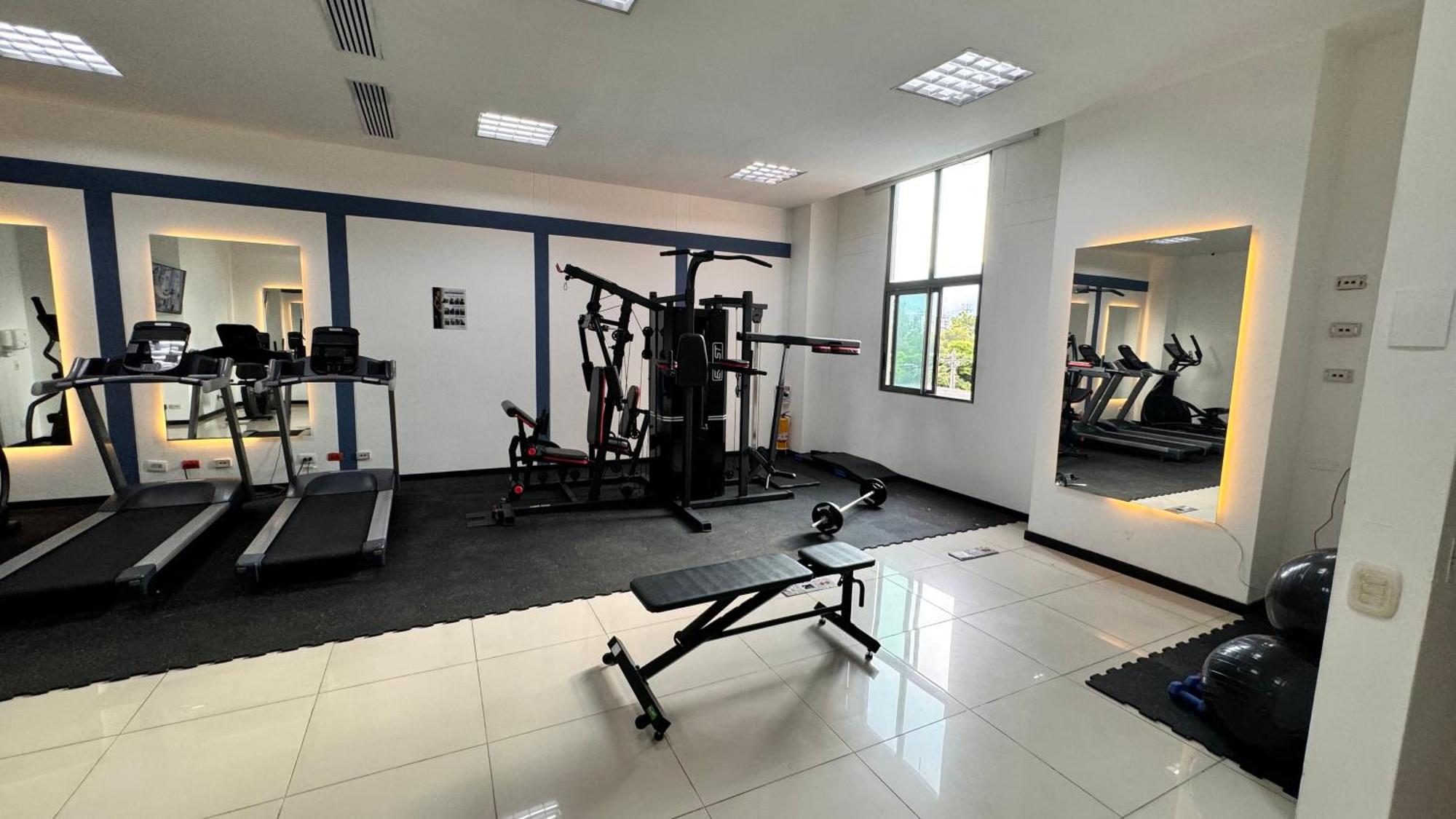 Tequendama Hotel Medellin - Estadio Εξωτερικό φωτογραφία