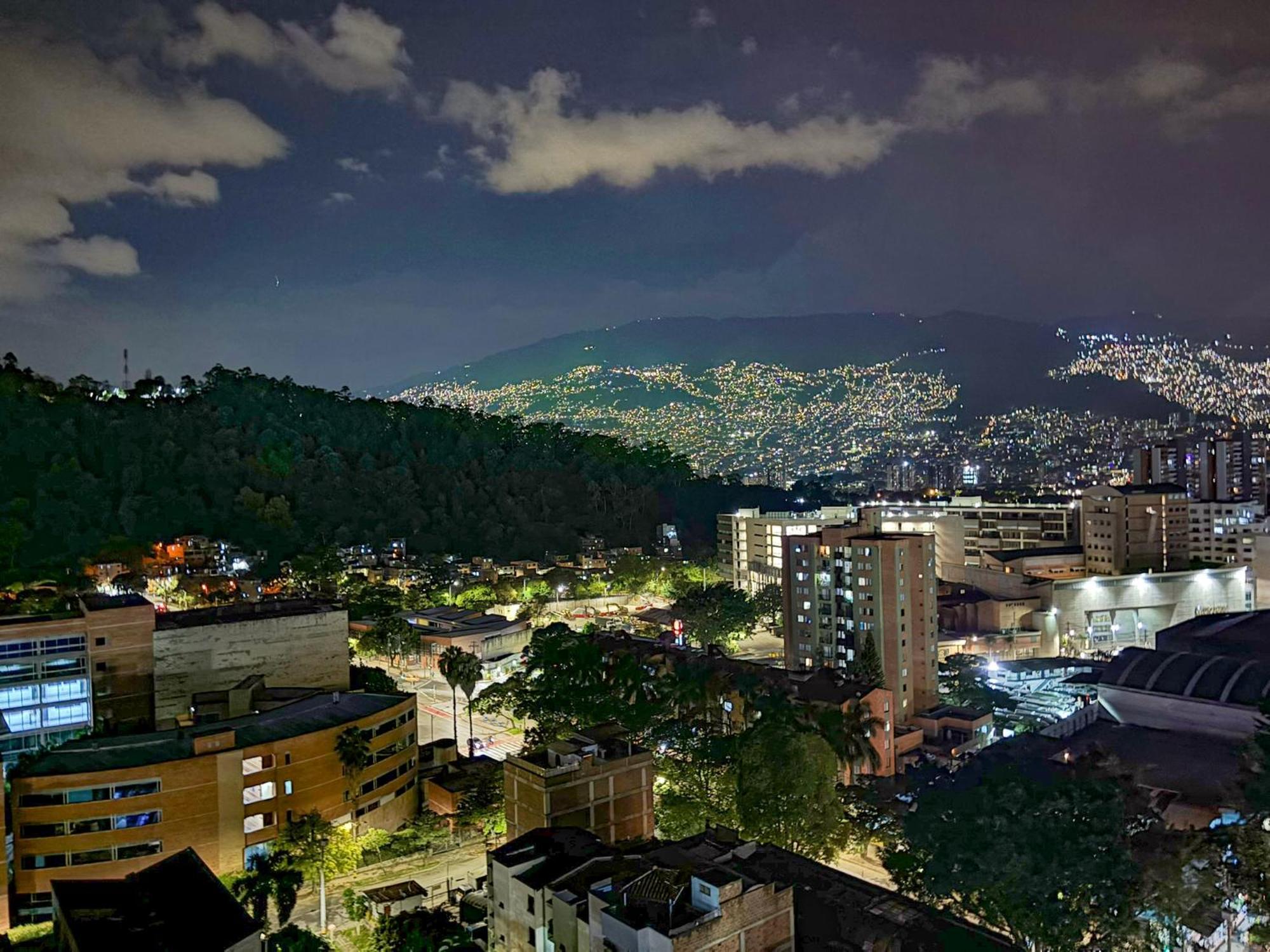 Tequendama Hotel Medellin - Estadio Εξωτερικό φωτογραφία